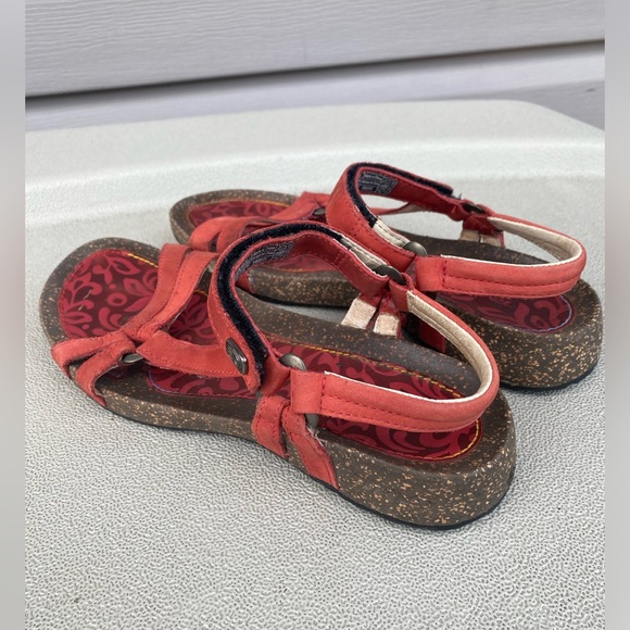 Teva Cork red Strappy leather Velcro close open toe sandal US 8 - Picture 4 of 9